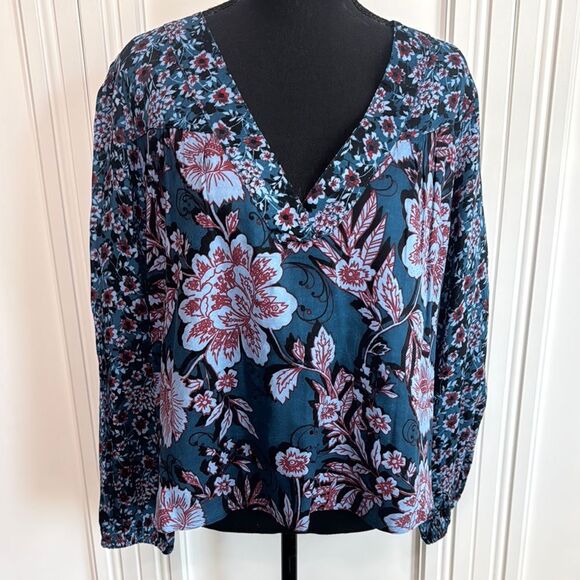 Band of the Free Blue‎ Floral Long Sleeve Blouse Relaxed Fit - Picture 1 of 6